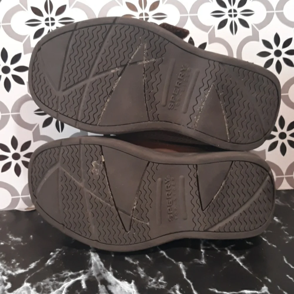 Sperry Cutter Velro toddler 9m